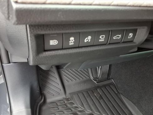 New 2026 Toyota Camry XLE image 10