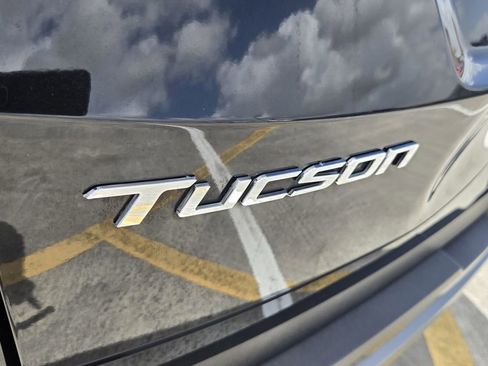 Used 2022 Hyundai Tucson Limited image 14