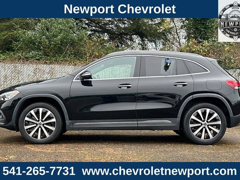 Used 2023 Mercedes-Benz GLA 250 GLA 250 image 8