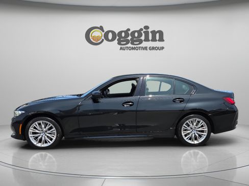Used 2023 BMW 330i xDrive Sedan w/ Driving Assistance Package AWD/4WD image 2