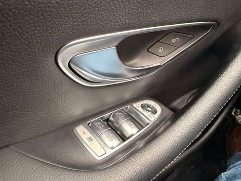 Used 2021 Mercedes-Benz E 450 4MATIC All-Terrain Wagon image 23