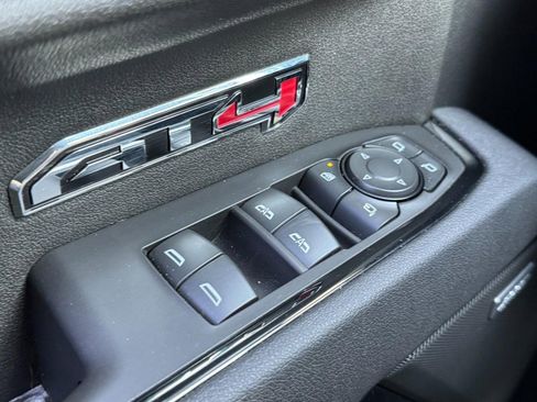 Used 2025 GMC Sierra 1500 AT4 w/ AT4 Premium Package image 24