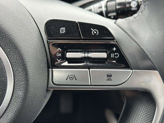 Used 2021 Hyundai Elantra Limited FWD image 25