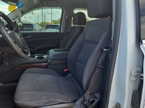 Used 2019 Chevrolet Tahoe 4WD w/ Remote Keyless Entry Package image 16