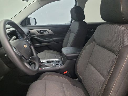Used 2018 Chevrolet Traverse LS FWD image 17