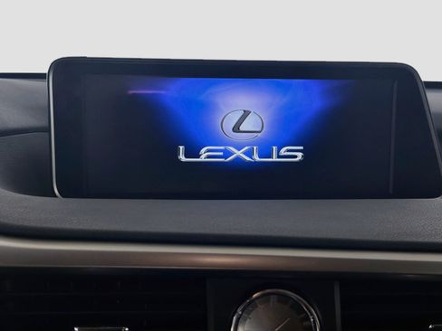 Used 2019 Lexus RX 450h AWD image 19