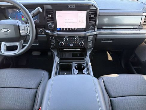 New 2026 Ford F250 Lariat w/ Black Appearance Package AWD/4WD image 13