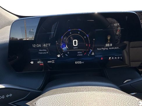 New 2026 Chevrolet Equinox LT w/ Convenience Package II image 13