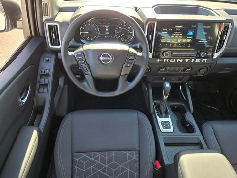 New 2026 Nissan Frontier SV w/ Tow Package AWD/4WD image 8