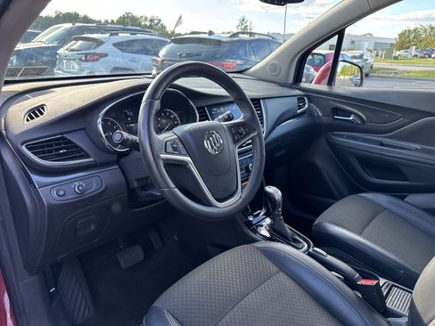Used 2020 Buick Encore Preferred AWD/4WD image 11