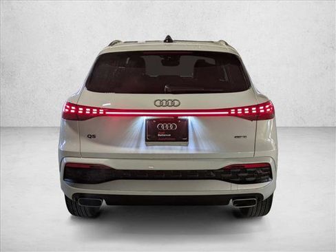 Used 2025 Audi Q5 Premium Plus w/ Premium Plus image 6