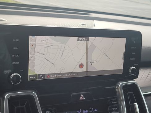 Used 2023 Kia Sorento SX FWD image 26