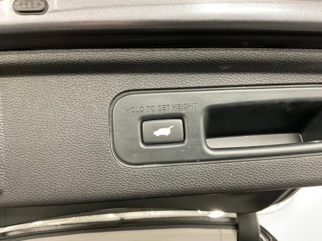 Certified 2024 Honda Odyssey Touring image 10