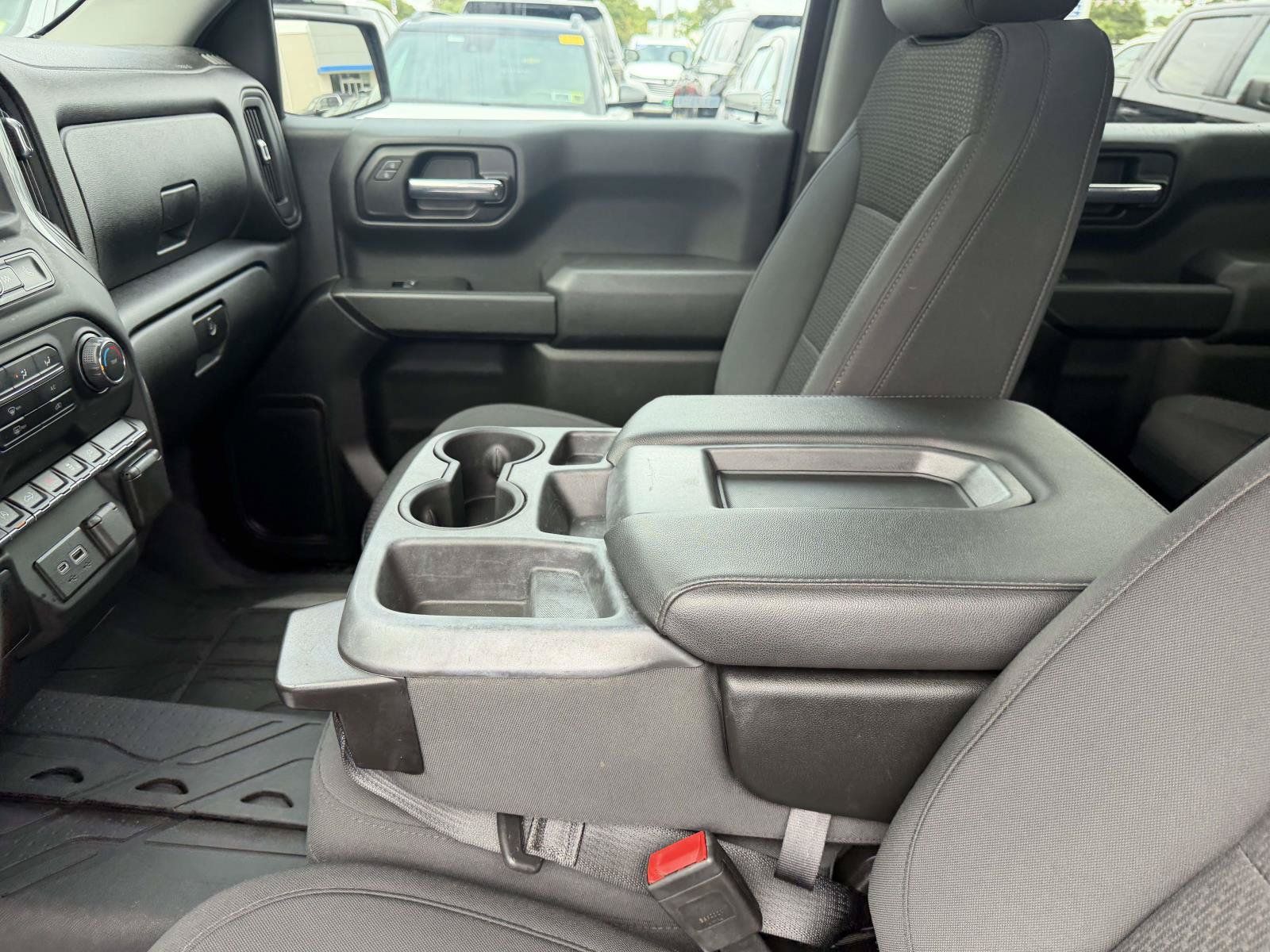Used 2021 Chevrolet Silverado 1500 Custom w/ LPO, Dark Essentials Package AWD/4WD image 18