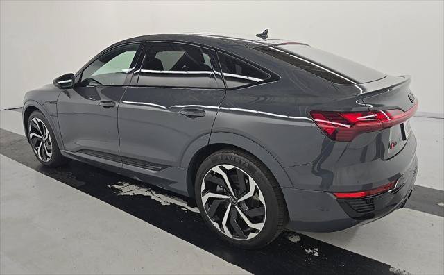 Used 2024 Audi Q8 e-tron Premium Plus AWD/4WD image 6