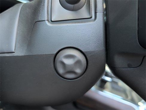 Certified 2023 GMC Sierra 1500 SLT w/ SLT Premium Plus Package image 21