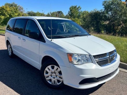 Used 2014 Dodge Grand Caravan SE w/ Quick Order Package 29E SE image 1