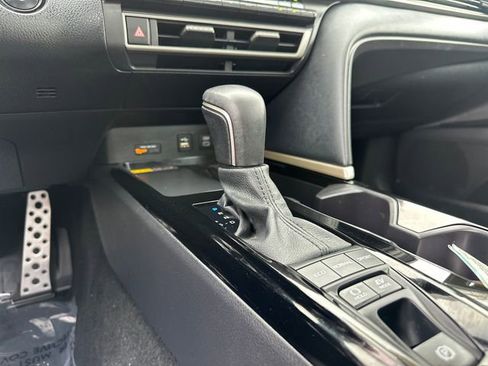 Certified 2025 Toyota Camry XSE FWD image 30