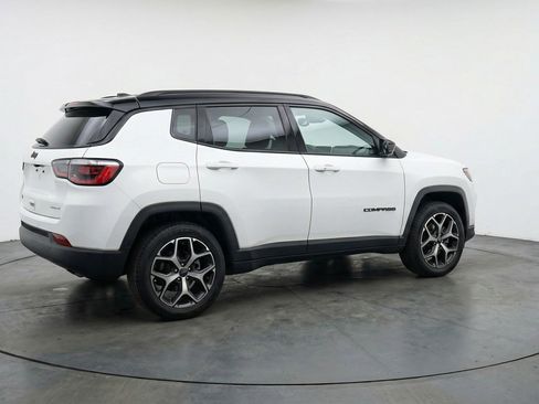 Used 2025 Jeep Compass Limited AWD/4WD image 7