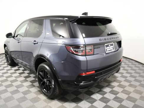 Used 2025 Land Rover Discovery Sport Dynamic SE AWD/4WD image 4