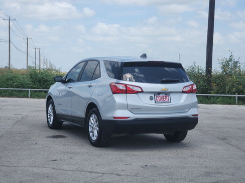 Used 2021 Chevrolet Equinox LS FWD image 5