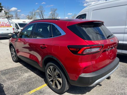 Certified 2023 Ford Escape Platinum image 6