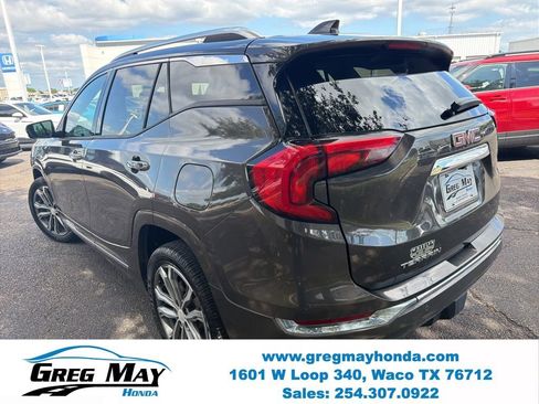 Used 2019 GMC Terrain Denali w/ Advanced Safety Package FWD image 3