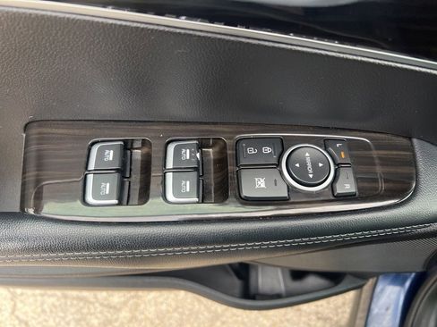 Certified 2019 Kia Sorento LX w/ LX Convenience Package image 49