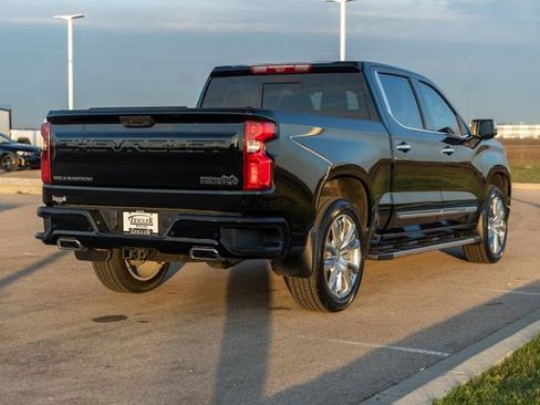 Used 2023 Chevrolet Silverado 1500 High Country AWD/4WD image 7