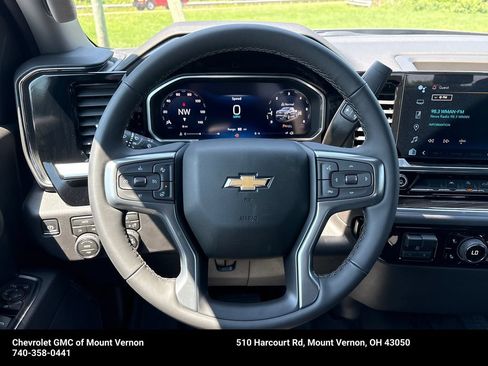 New 2026 Chevrolet Silverado 1500 LT w/ LPO, Dark Essentials Package AWD/4WD image 18