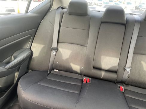 Used 2025 Nissan Altima 2.5 SV image 38