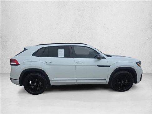 Used 2023 Volkswagen Atlas Cross Sport SEL R-Line image 8