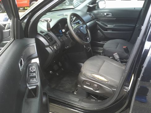 Used 2017 Ford Explorer 4WD Police Interceptor image 9