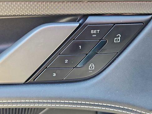 Certified 2022 Porsche Taycan Turbo AWD/4WD image 26