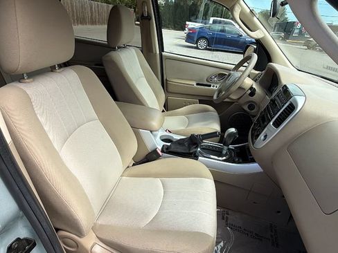 Used 2005 Mercury Mariner 2WD V6 image 28