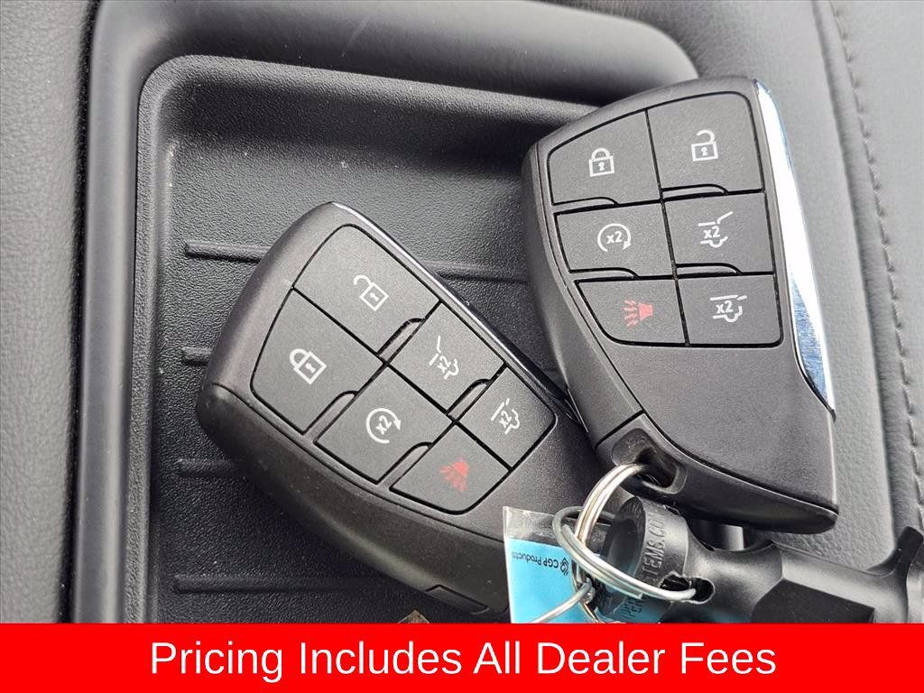 Used 2024 Chevrolet Tahoe LT w/ Luxury Package AWD/4WD image 23