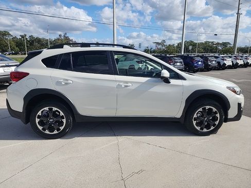 Certified 2022 Subaru Crosstrek 2.0i Premium w/ Popular Package #3 image 7