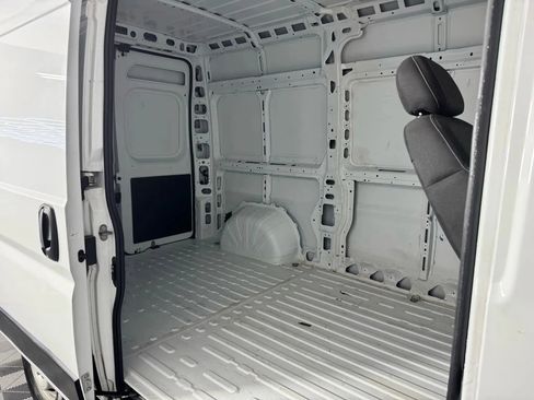Used 2024 RAM ProMaster 1500 w/ Convenience Group image 29