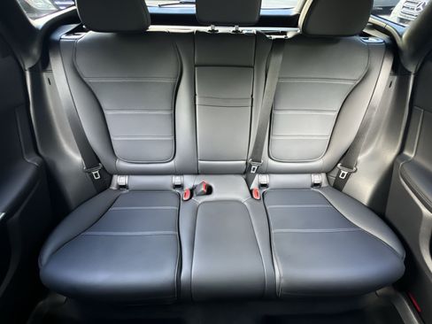 Used 2026 Mercedes-Benz GLC 300 4MATIC image 15