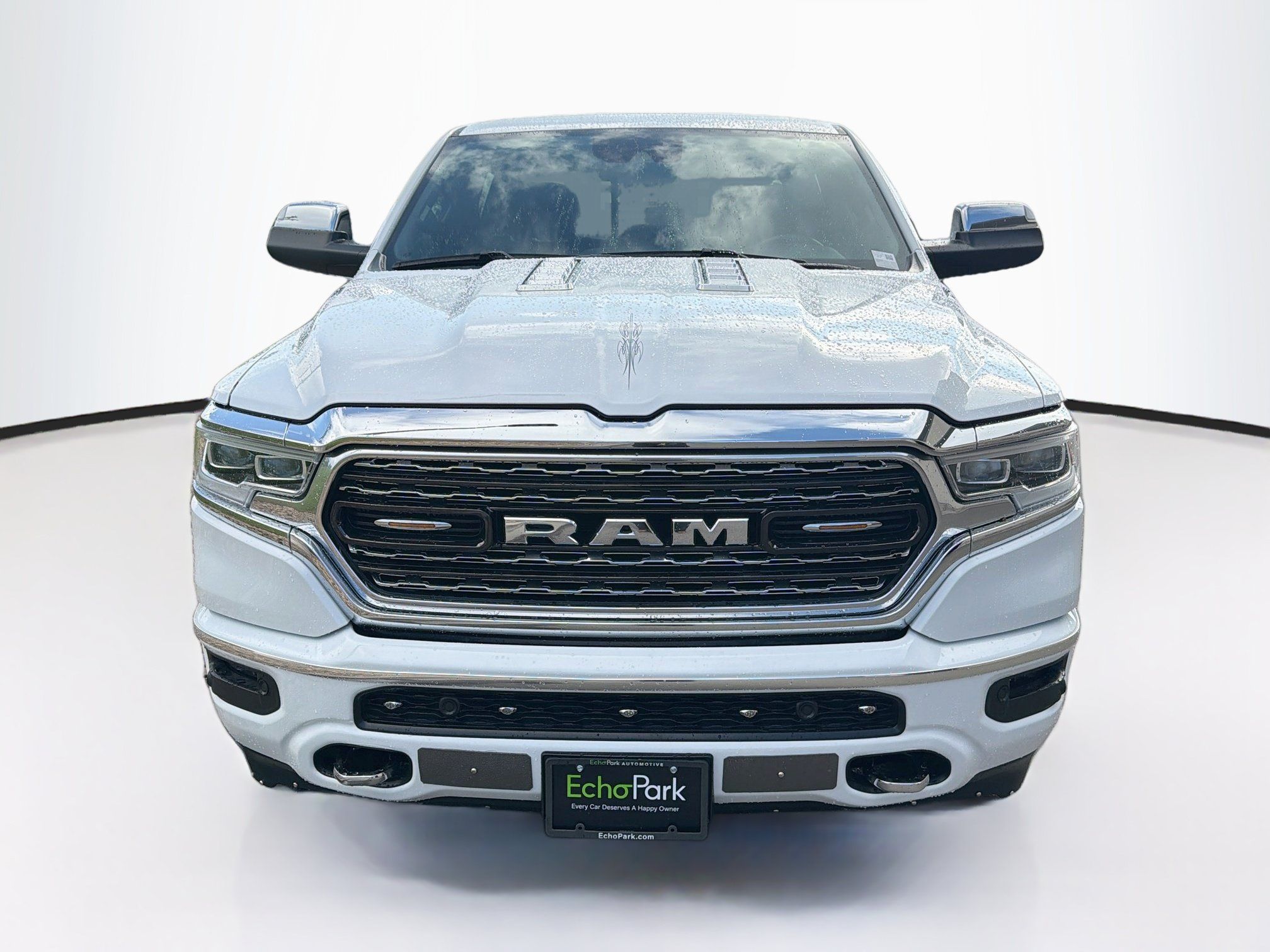 Used 2023 RAM 1500 Limited w/ Body Color Bumper Group AWD/4WD image 2