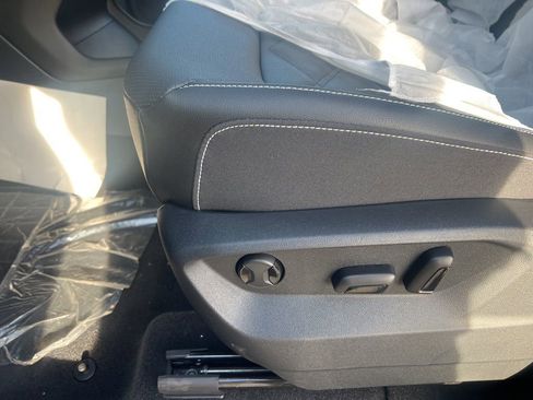 New 2026 Volkswagen Atlas SE image 15