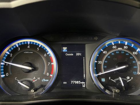 Used 2017 Toyota Highlander Limited AWD/4WD image 19