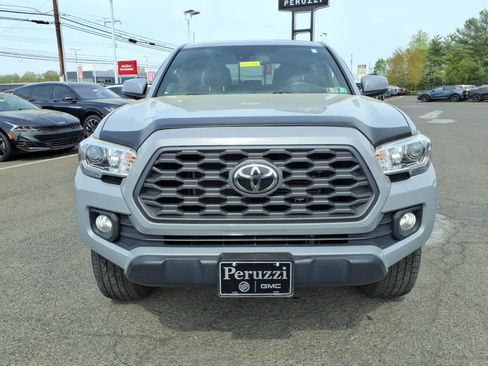 Used 2020 Toyota Tacoma TRD Off-Road w/ TRD Premium Off Road Package image 9