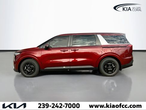 New 2026 Kia Carnival image 2