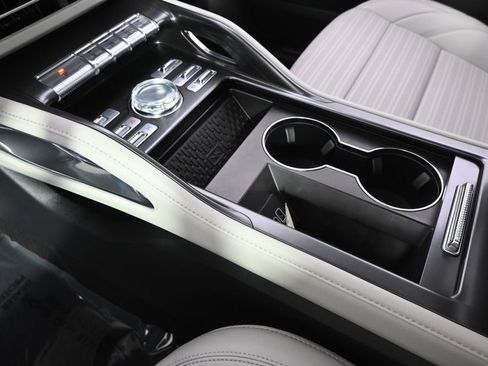 New 2026 Lincoln Nautilus Reserve AWD/4WD image 31