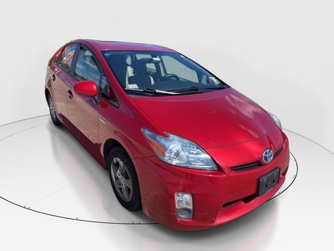 Used 2010 Toyota Prius Three image 1