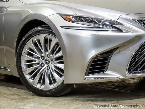 Used 2020 Lexus LS 500 AWD image 3
