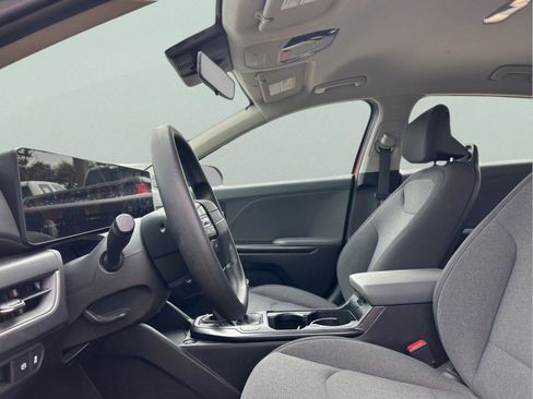 Used 2025 Kia K4 FWD image 9