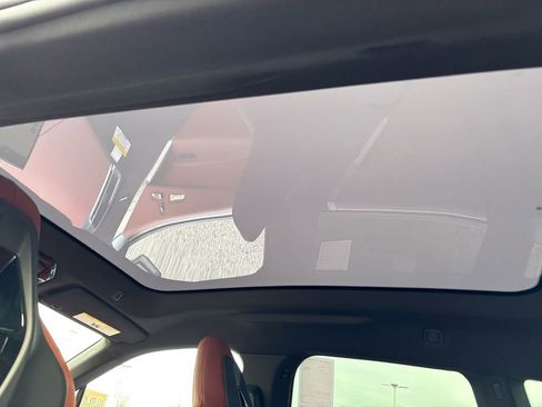 Used 2026 BMW iX xDrive45 image 9