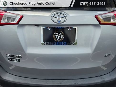 Used 2015 Toyota RAV4 LE FWD image 7